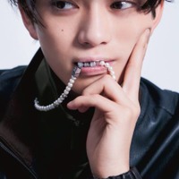 岩瀬洋志ら『ViVi』国宝級イケメンがジュエリーを纏う！きらめきあふれる美麗SHOT披露 画像