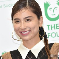 第2子妊娠中のラブリ、リアルなすっぴん姿に反響続々「貴重」「ツヤツヤですごい」 画像