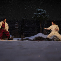 吉沢亮「芝居に人が救われる」長尾謙杜＆北村一輝、美しくも熾烈な仇討ちシーン解禁『木挽町のあだ討ち』 画像