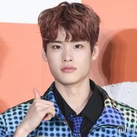 RIIZEソヒ、日本のファミレス満喫ショット公開「テンション上がってて可愛い」「癒される」の声 画像