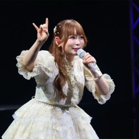 双子出産の中川翔子、復帰後初ライブで“母性”溢れる「来てくれたみんなも我が子」歌⼿デビュー20周年に感謝も 画像