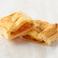 セブン、店内オーブンで焼く「アップルパイ」新登場 果実感と発酵バター香るサクッと生地 画像