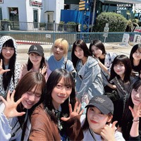櫻坂46、写真集「櫻撮」“24時間限定”特典ポスター解禁 LA集合写真・プリクラ風ショットも 画像