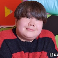 夜のひと笑い・こう、復縁恋人と湖散歩 頬密着2ショットに反響「ラブラブでにやけちゃう」「多幸感溢れてる」 画像