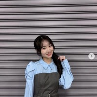 AKB48メンバー、“ミント色”ヘアスタイル公開「めちゃくちゃ似合ってる」「妖精かと思った」の声 画像