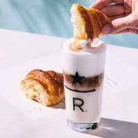 スタバリザーブカフェ「コールドクラシックムースバニラマキアート」登場 コルネッティと合わせるムースディップスタイル 画像