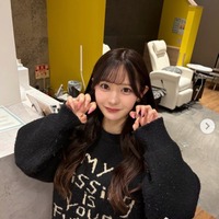 仮面高校生の妹で話題・すなずりかりん、美脚透けるシースルースカート姿に反響「大人っぽい雰囲気」「色気がある」の声 画像