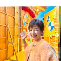 榊原郁恵、広々自宅に五月人形飾る様子公開「高級感すごい」「ホテルのロビーみたい」と驚きの声 画像