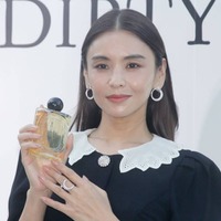 【ユニクロ】滝沢眞規子「3色買いました」丈感が絶妙なお気に入りTシャツ 画像