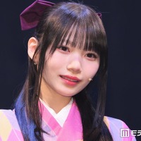 乃木坂46岡本姫奈、色白素肌透けるレース衣装「手脚長くて憧れ」「髪型も衣装も本人も全部が可愛い」とファン絶賛 画像