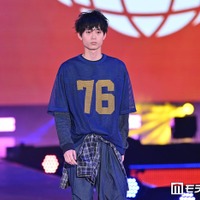 水沢林太郎、スポーティーカジュアル着こなす「イケメンすぎ」「目の保養」と反響【ガルアワ2026SS】 画像