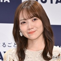 乃木坂46田村真佑、美太もものぞくミニ丈ワンピ姿披露「脚が綺麗すぎてびっくり」「スタイル抜群」と反響 画像