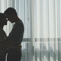 浮気ばかりするエリート銀行マンの夫。東大卒のハイスペ妻はダブル不倫に走り…【本当にあったすごい不倫GWスペシャル】 画像