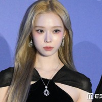aespaウィンター、黒のスーパーロングヘアで雰囲気ガラリ「神々しいとしか表現できない」「オーラが凄すぎる」と反響 画像