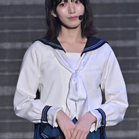 櫻坂46村山美羽、ブラックコーデで色白美脚際立つ「大人の魅力」「似合いすぎです」と反響 画像