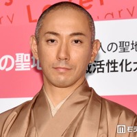 市川團十郎、長男と“夜の東京タワー”お出かけショット公開「麻央さんそっくり」「成長感じる」 画像