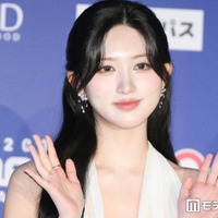 IVEガウル、フリルミニスカで美脚スラリ 純白コーデに「お人形さんみたい」「清楚で可愛い」の声 画像