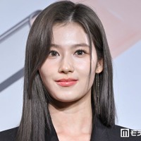 TWICEサナ、人気K-POPアイドルと「でーと」街中ショット＆プリクラ公開に反響「オーラすごい」「可愛いが渋滞してる」 画像