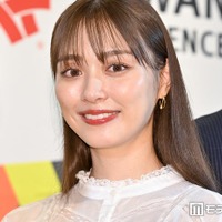 内田理央、へそ出しファッションでイメチェン新ヘアスタイル公開「髪型可愛すぎる」「スタイル抜群」の声 画像