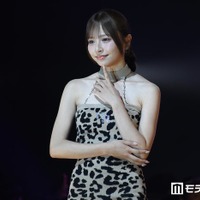 「今日好き」土屋惺来、美ボディ際立つぴったりヒョウ柄ミニ丈ワンピ姿【学生ランウェイ名古屋】 画像