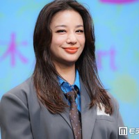 高橋メアリージュン「家が貧乏過ぎて」アメリカで過ごしたJK時代明かす「明るい貧乏話なんですけど…」【エミリとマリア】 画像