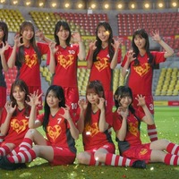 ＝LOVE、ユニフォーム姿でマクドナルドWebCM登場「ラブソングに襲われる」楽曲＆MVオマージュ 画像