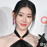 ITZYチェリョン、胸元開放のチューブトップ姿公開「色気と上品さのバランスが神」「赤が似合いすぎる」と絶賛の声 画像