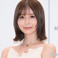 長濱ねる、美しいデコルテ際立つオフショル姿披露「ドキッとした」「ラインが美しい」 画像