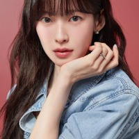 OH MY GIRLアリン「赤いヘアピン姿が愛らしく面白くて」見えてはいけない線が見える「S Line」の役柄を語る 画像