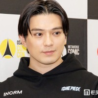新田真剣佑、芸能事務所・Crossover所属報告 冨永愛・森星・UTAが在籍「全力で突き進んでいきます」 画像
