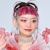 水曜日のカンパネラ・詩羽、メイク動画ですっぴん公開「お肌ツルツルで憧れる」「ギャップが半端ない」と絶賛の声 画像