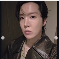 J-HOPE、ワールドツアー・ベルギー公演のオフショット公開「ギャップがかっこいい」「満喫してる」と反響 画像