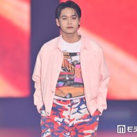 朝ドラ「らんまん」で話題の俳優、幼少期の写真公開「ずっとイケメン」「首絞めてるみたい（笑）」の声 画像