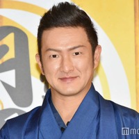 中村獅童「6ヶ月→8歳8ヶ月」長男・陽喜を“高い高い”する姿に反響「成長がエモい」「大きくなりましたね」 画像