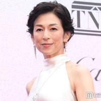 鈴木保奈美、6歳当時の写真に反響「凛々しく大人びてますね」「面影がある」 画像