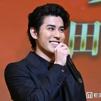 寛一郎、幼少期の写真公開「お目目ぱっちり」「小さい頃からイケメンの素質出てる」 画像
