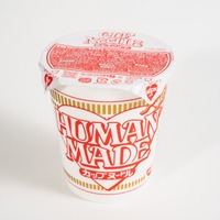 「カップヌードル」にHUMAN MADEコラボデザイン登場 蓋裏にはシロクマの顔をデザイン 画像