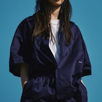 ファミマ×スタイリスト長谷川昭雄氏が再コラボ 前回好評のビッグTをアップデート、セットアップ着用できるシャツ＆パンツなど4種 画像