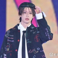 BUDDiiS小川史記、キャスケット×ピンクパンツが可愛い 不意打ち投げキスに「ハート射止められた」「破壊力すごい」の声【ガルアワ2026A/W】 画像