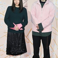 YOASOBI、お揃いの靴＆春めいたファッションで登場「朝ドラでYOASOBIか」ユニット名とのギャップに言及【ブラッサム】 画像