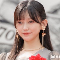乃木坂46池田瑛紗「逮捕しちゃうぞー」ミニスカポリス衣装でスラリ美脚披露「可愛すぎて逮捕されたい」「破壊力抜群のコスプレ」の声 画像