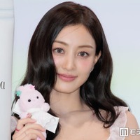 TWICEジヒョ、スラリ引き締まった美ウエスト際立つへそ出しコーデ披露「スタイル良すぎ」「まさに女神降臨」の声 画像