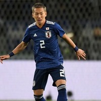 井手口陽介、リーズに到着!契約内容が明らかに、代理人のあの人の姿も 画像