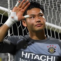 サッカーなのに「バット」を使用!柏のGK練習がユニークだと話題に 画像