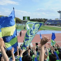 J1に新たな“最小“選手!身長「155cm」のFWが湘南に加入、体重は50kg 画像