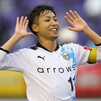 これがJリーグMVPの“歌唱力“!FW小林悠、歌がめっちゃ上手い 画像