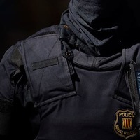 ELでサポーターが衝突…警官死亡 画像