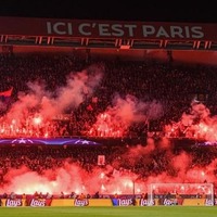 凄まじかったPSGの発炎筒、やりすぎだった…UEFAが制裁へ 画像