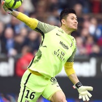 日本代表GK川島、つらすぎる5失点…デパイにボコボコにやられる 画像