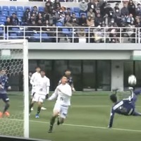 今、J2が超アツい!「超絶バイシクル」が3節連続で決まっていた 画像